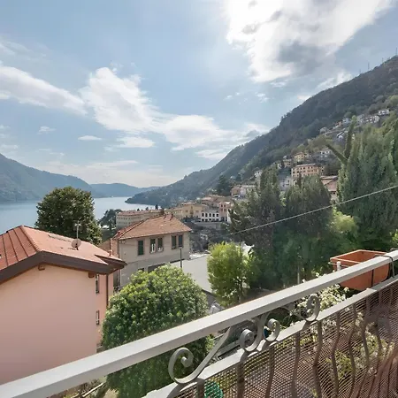 Panoramica In Pensión Moltrasio